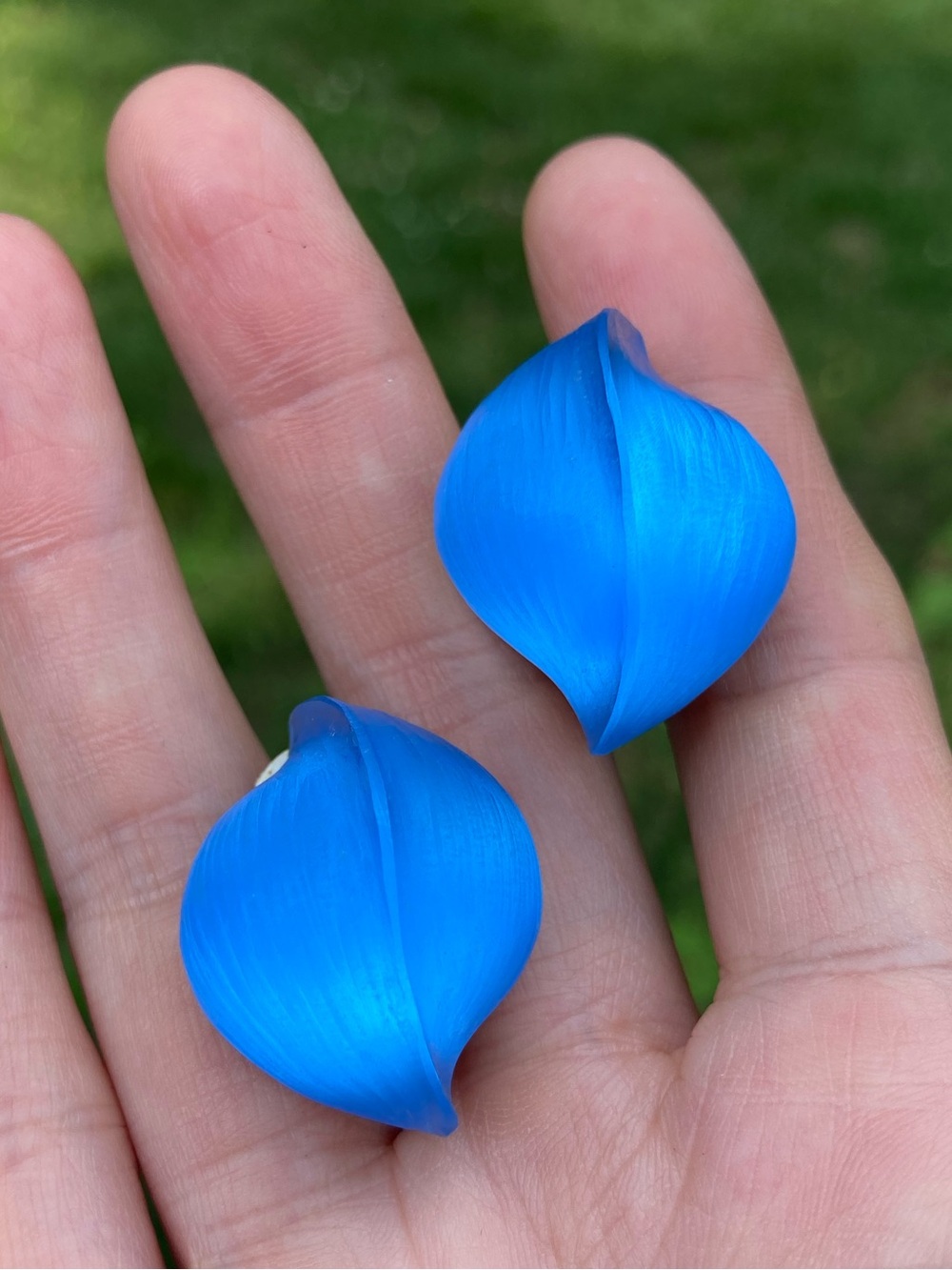Alexis Bittar Blue Lucite Puffy Leaves Petal-Shaped Clip On Earrings